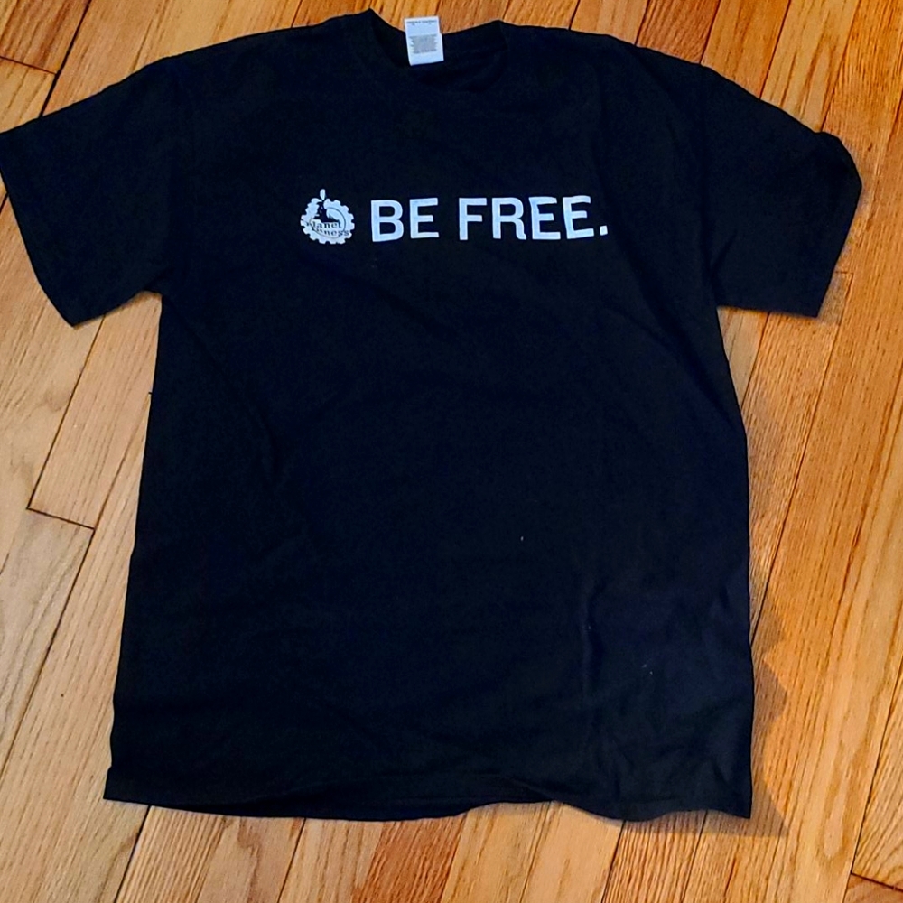 Planet Fitness T shirt Mediun